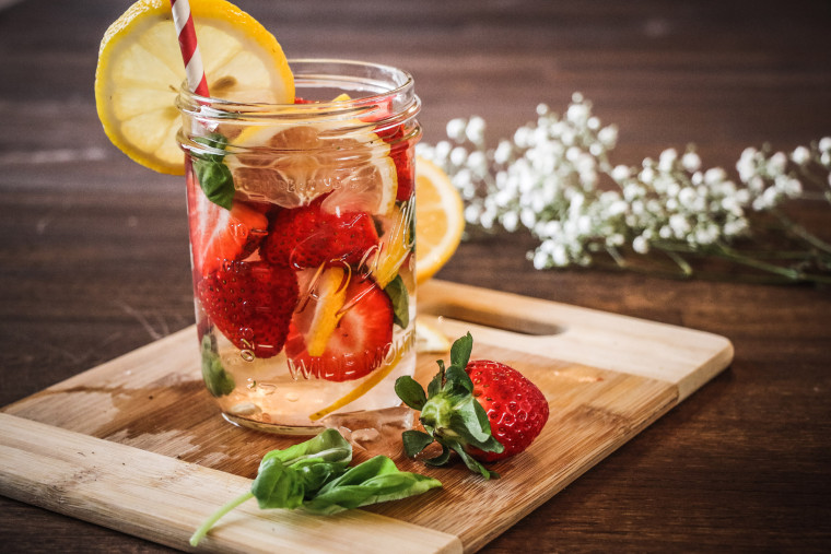 strawberry-basil-infused-water